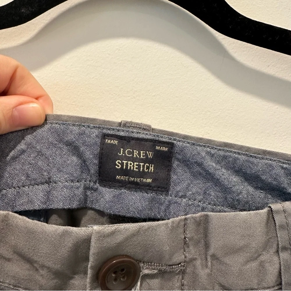 J Crew 10.5” Stretch Chino Shorts For Men Size 36 Gray Neutral Casual Golf Polo